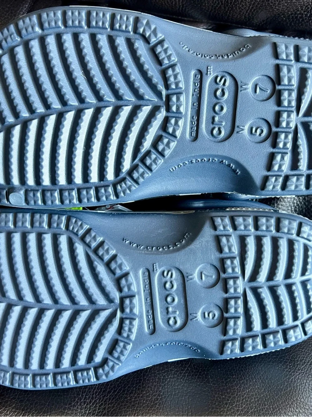 CROCS Kids Clog - Blue and Gray Camouflage - Picture 3 of 5